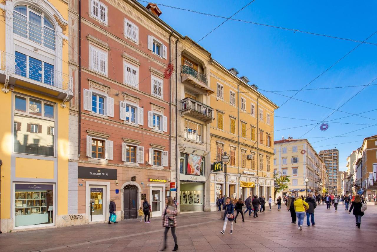 Ferienwohnung Sweet Nest Korzo Rijeka Exterior foto